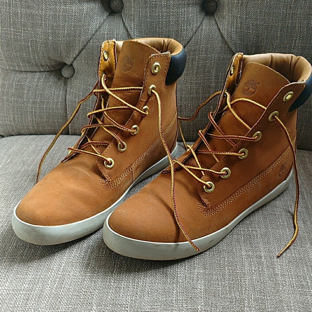 Woman's Timberland Boots